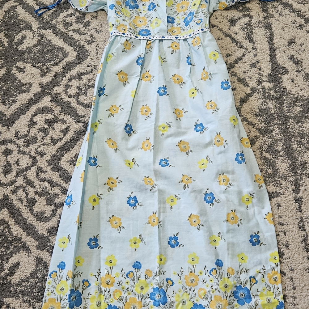 Vintage 1970s Blue And Yellow Floral Maxi Housedr… - image 1